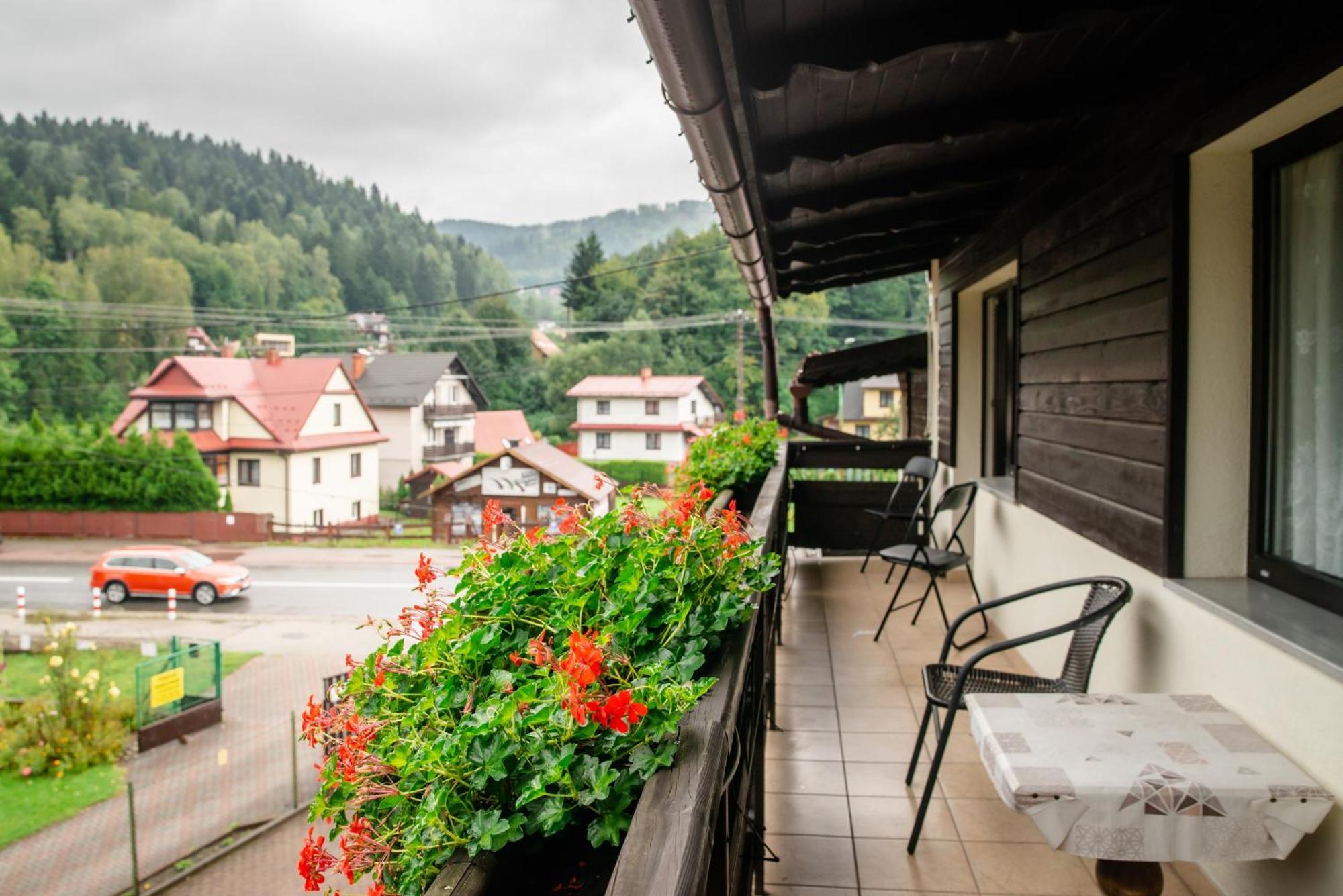 Ferienwohnung Apartament Przy Skrzycznem Szczyrk Exterior foto